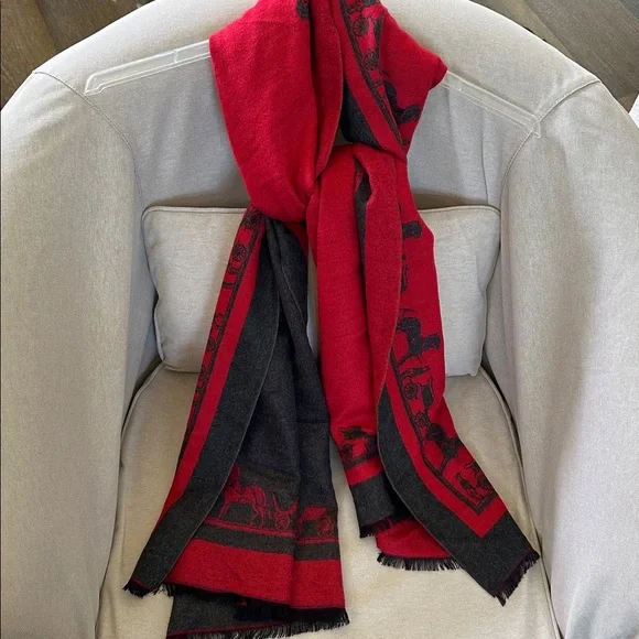Designer Like Horse Equestrian Red & Gray Cashmere Feel Large Reversible Scarf - Picture 4 of 6